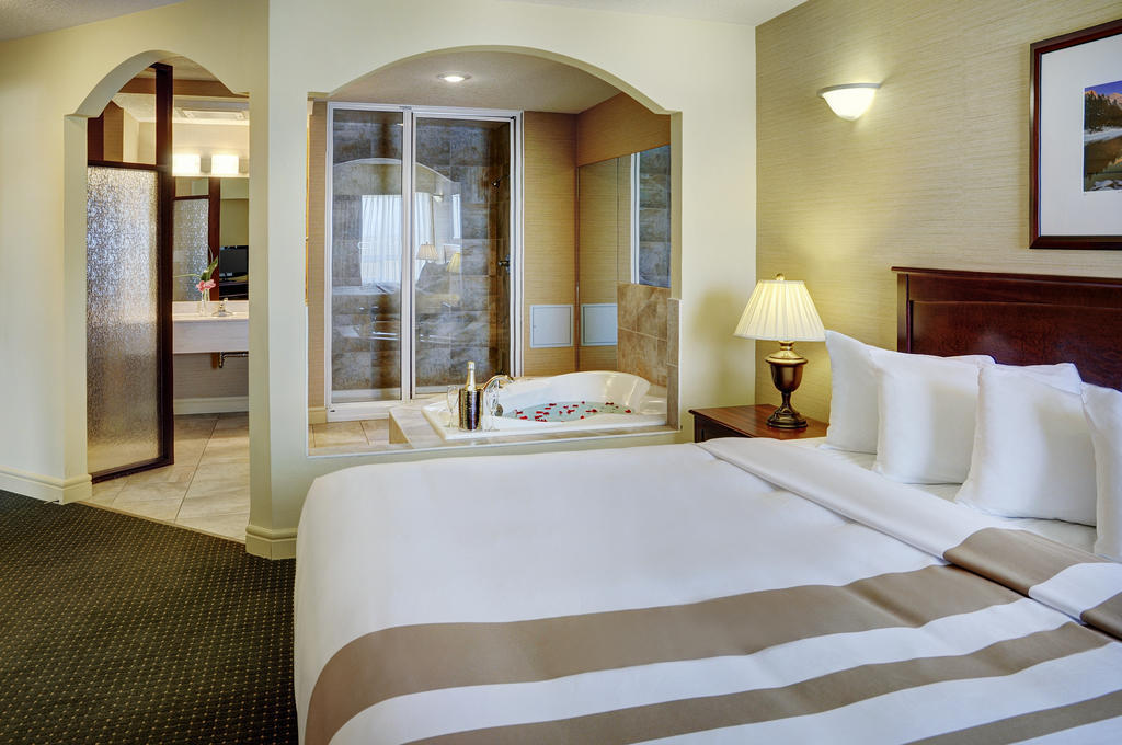 Chateau Nova Kingsway Edmonton Ngoại thất bức ảnh