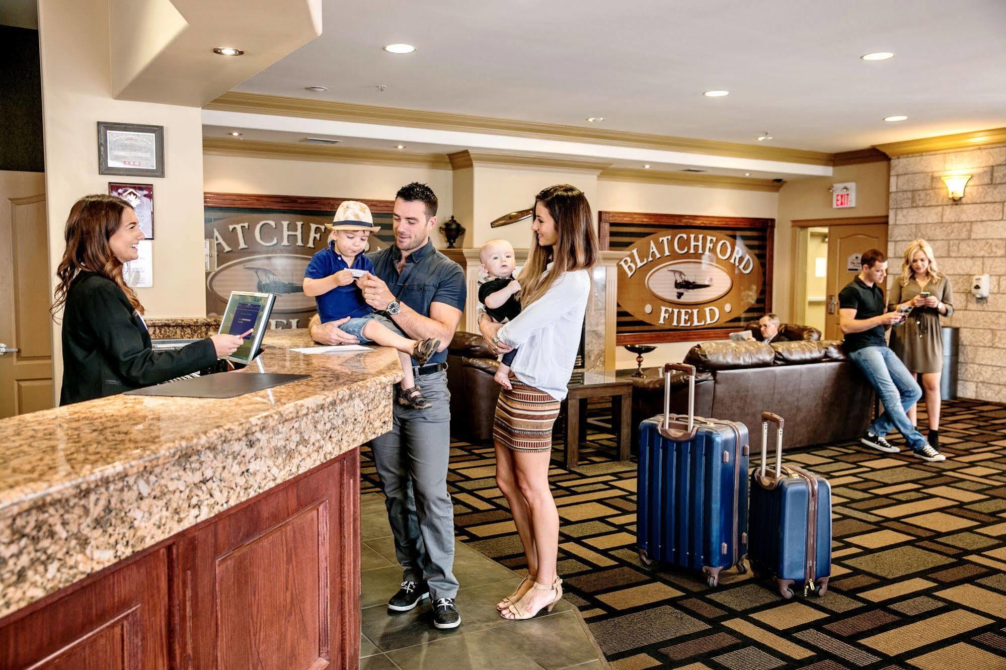 Chateau Nova Kingsway Edmonton Ngoại thất bức ảnh